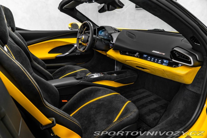 Ferrari 296 GTS Lift, Alcantara, AFS, 2024