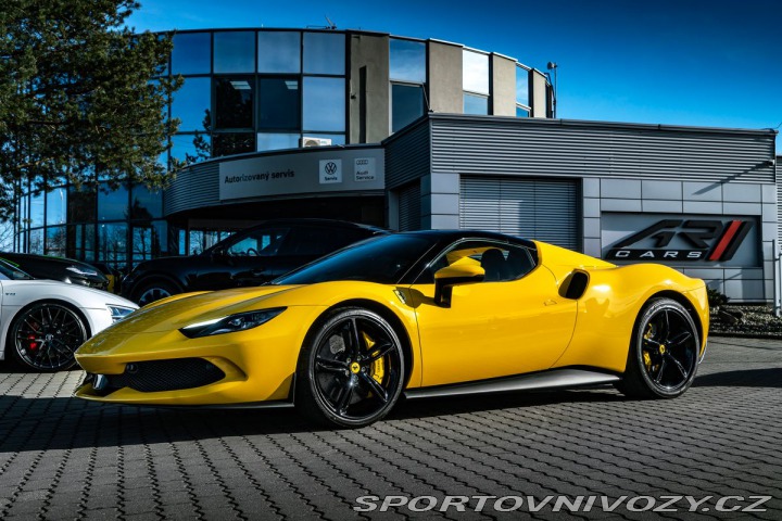 Ferrari 296 GTS Lift, Alcantara, AFS, 2025