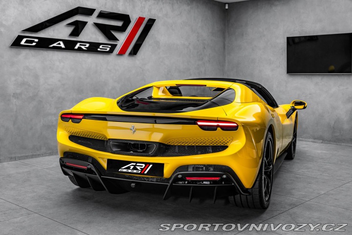 Ferrari 296 GTS Lift, Alcantara, AFS, 1800