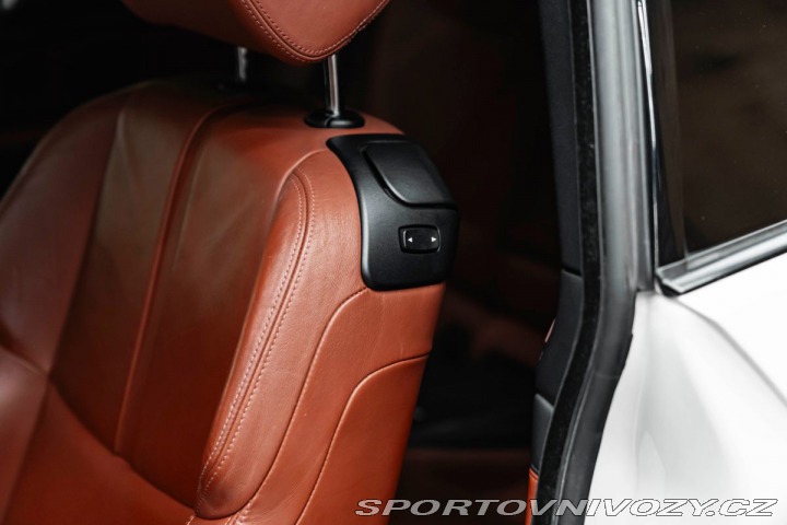 BMW M3 Coupé, Prvý majiteľ, Manu 1800