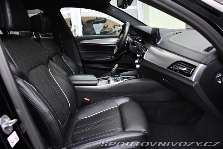 BMW 5 M550d xDrive H/K LASER 1. 2020