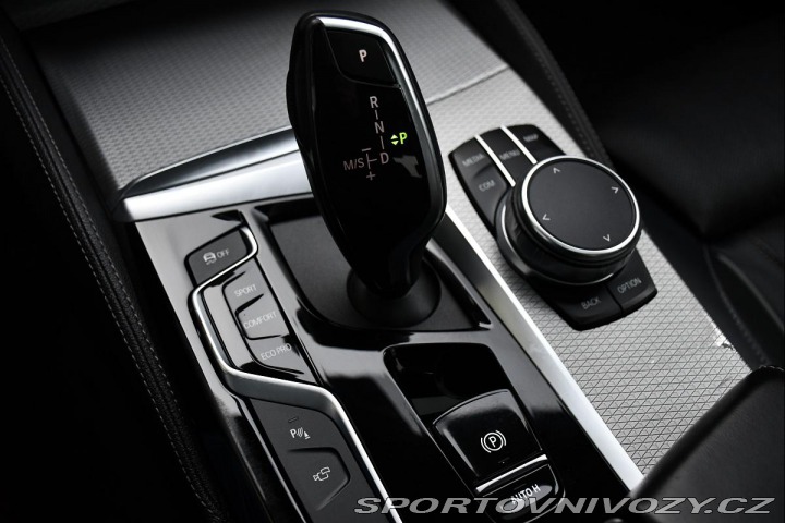 BMW 5 M550d xDrive H/K LASER 1. 2020