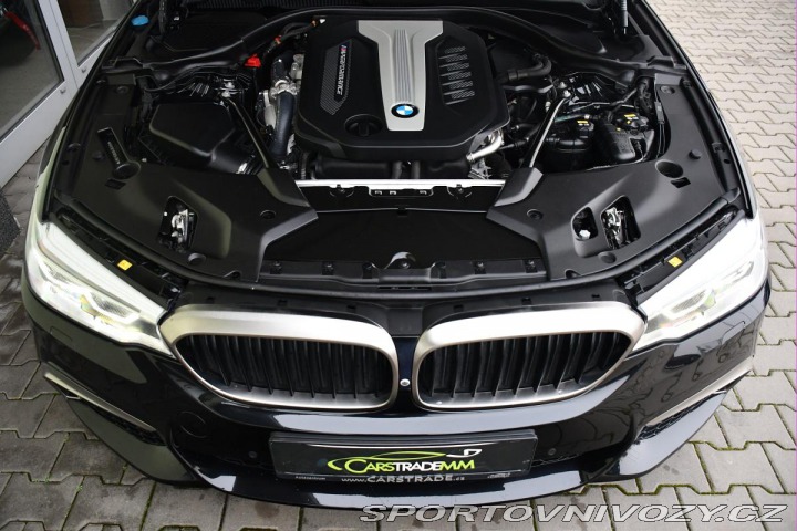 BMW 5 M550d xDrive H/K 1M ČR 2020