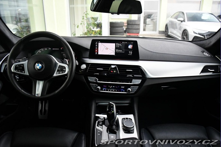 BMW 5 M550d xDrive H/K LASER 1. 2020