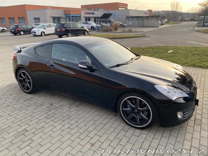 Hyundai Genesis Coupé 3.8i coupe RS Individual 2013