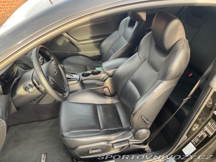 Hyundai Genesis Coupé 3.8i coupe RS Individual 2013