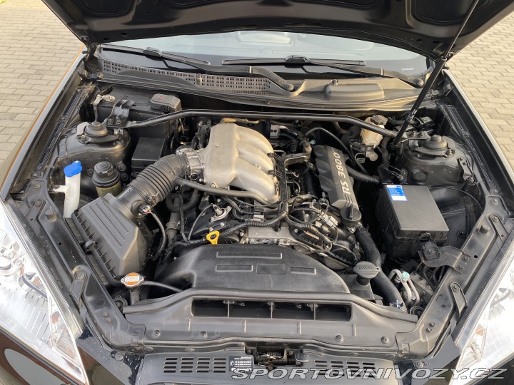 Hyundai Genesis Coupé 3.8i coupe RS Individual 2013