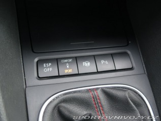 Volkswagen Golf 2.0 GTI 2010