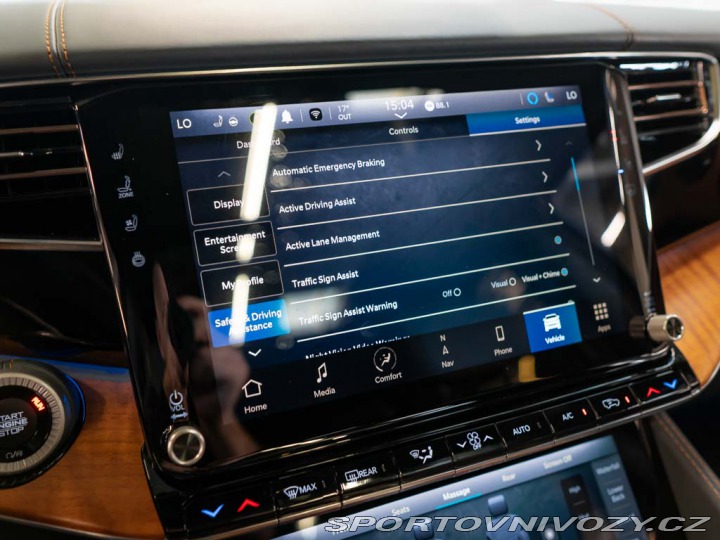 Ostatní značky Ostatní modely Jeep Grand Wagoneer 6.4 V8 HEMI Series III, m 2022