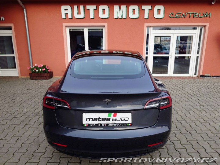 Tesla Model 3 Std.rangePlus 239 kW REZE 2021
