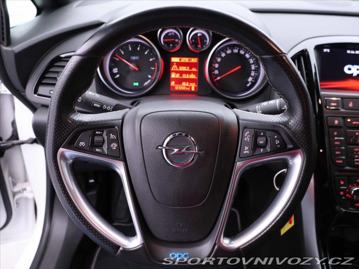 Opel Astra 2,0 T OPC 206kW Aut.klima 2014
