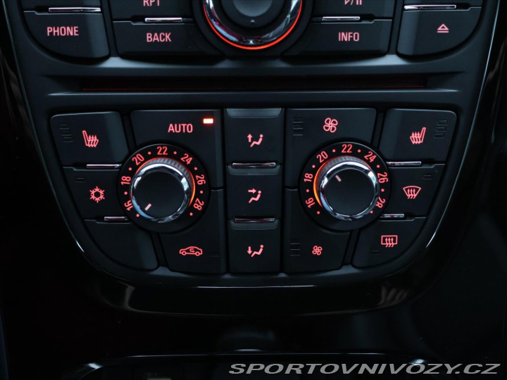 Opel Astra 2,0 T OPC 206kW Aut.klima 2014