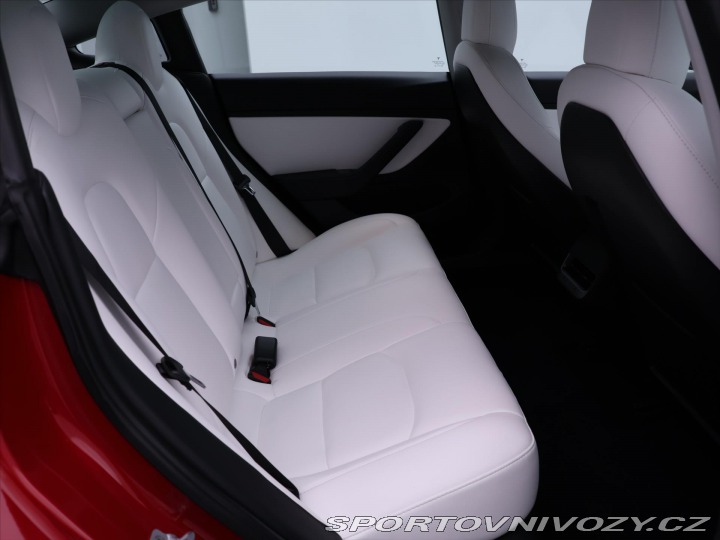 Tesla Model 3 Long Range AWD 1.Maj DPH 2020