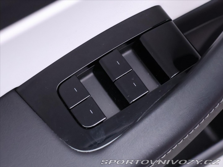 Tesla Model 3 Long Range AWD 1.Maj DPH 2020
