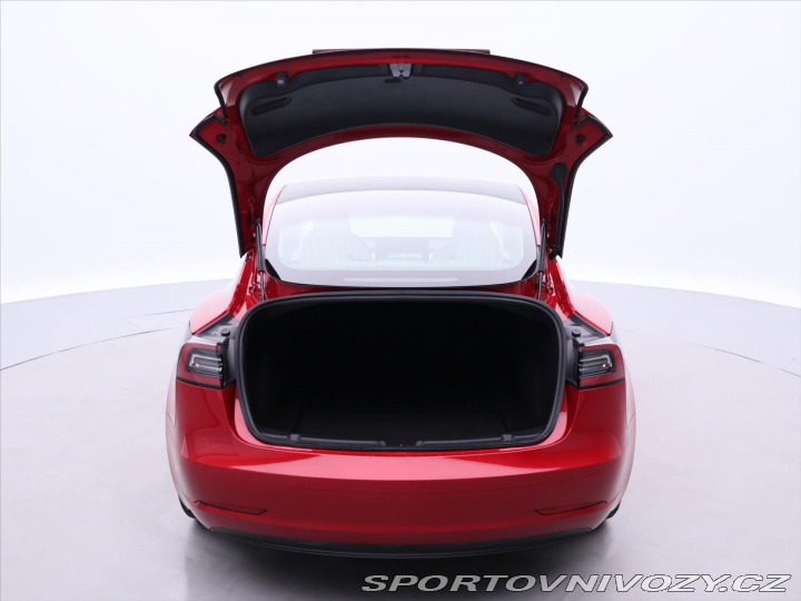 Tesla Model 3 Long Range AWD 1.Maj DPH 2020