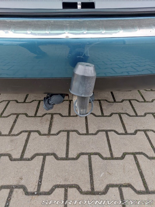 Volkswagen Ostatní modely Touran 2,0   Sedmimístný +Tažné 2005