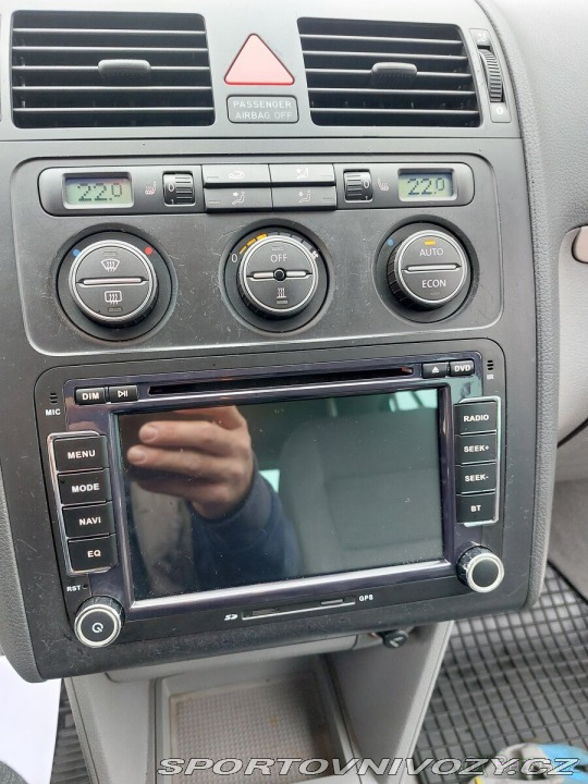 Volkswagen Ostatní modely Touran 2,0   Sedmimístný +Tažné 2005