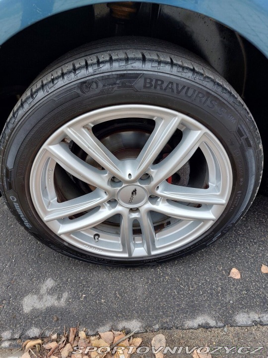 Volkswagen Ostatní modely Touran 2,0   Sedmimístný +Tažné 2005