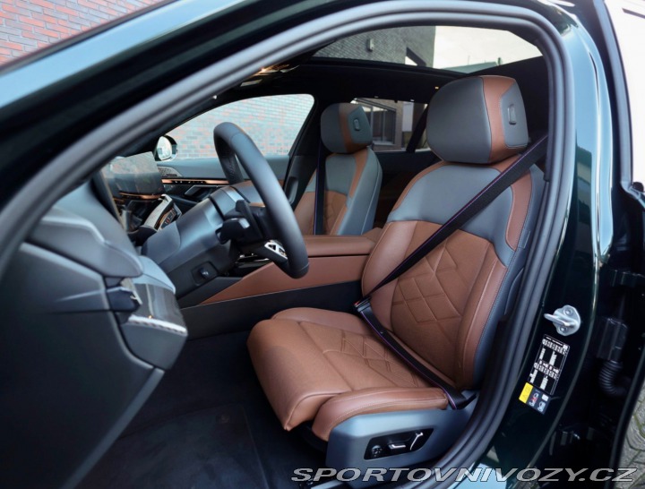 BMW 5 Touring 550e xDrive M S 2025