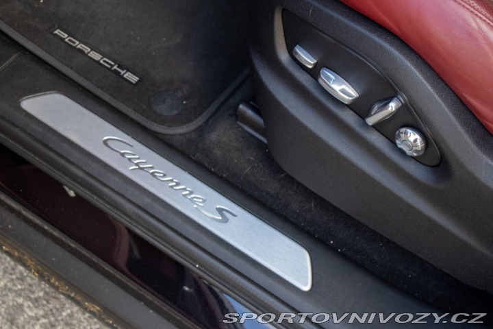 Porsche Cayenne S 4x4 324kW PDLS+/PANO/3 2018