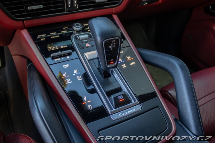 Porsche Cayenne S 4x4 324kW PDLS+/PANO/3 2018