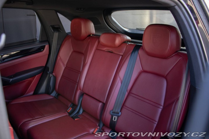 Porsche Cayenne S 4x4 324kW PDLS+/PANO/3 2018