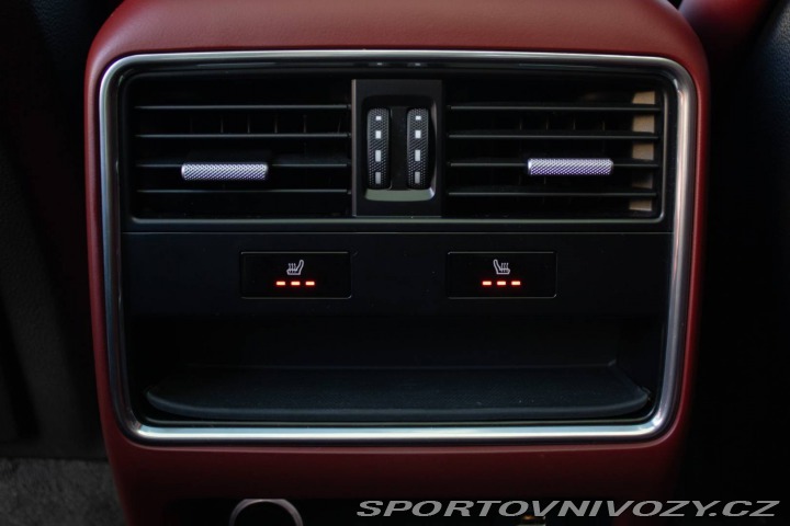 Porsche Cayenne S 4x4 324kW PDLS+/PANO/3 2018