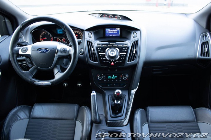 Ford Focus ST 2.0 EcoBoost SCTi ST R 2013