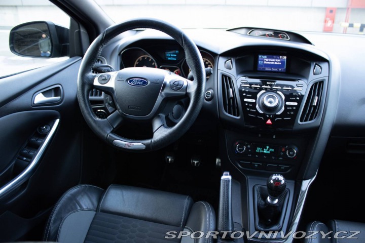 Ford Focus ST 2.0 EcoBoost SCTi ST R 2013