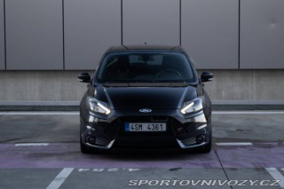 Ford Focus ST 2.0 EcoBoost SCTi ST R 2013
