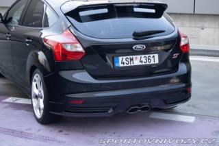 Ford Focus ST 2.0 EcoBoost SCTi ST R 2013