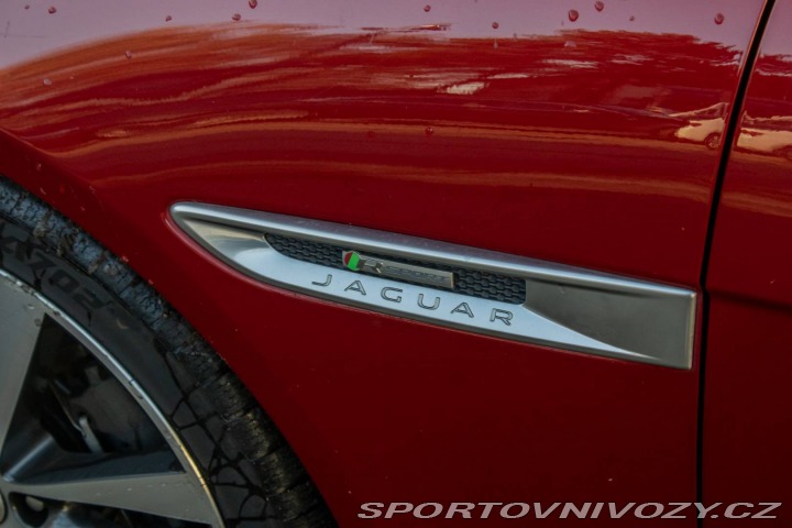 Jaguar XE 2.0 14D 180k R-Sport / A 2016