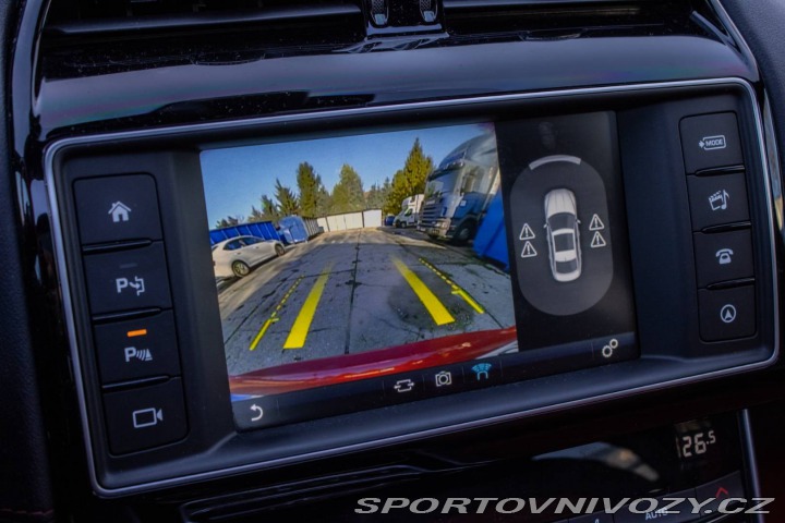 Jaguar XE 2.0 14D 180k R-Sport / A 2016