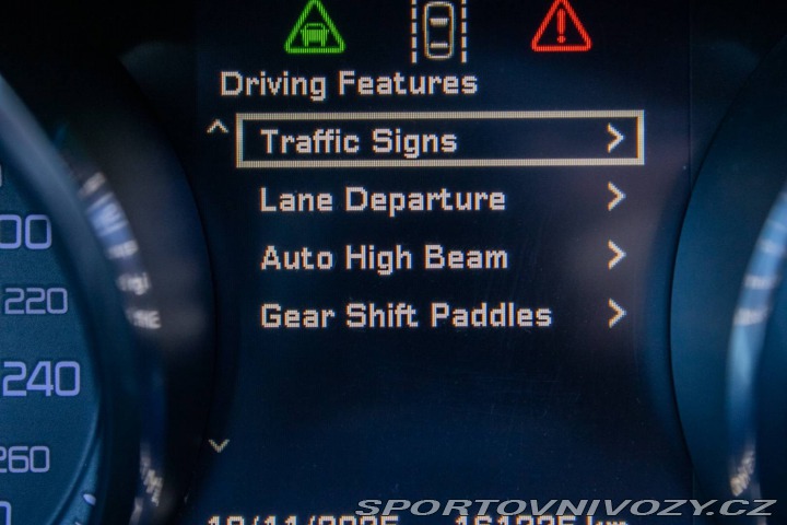 Jaguar XE 2.0 14D 180k R-Sport / A 2016