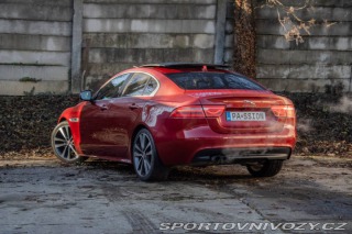 Jaguar XE 2.0 14D 180k R-Sport / A 2016
