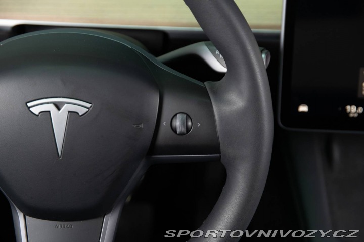 Tesla Model Y Long Range Dual Motor 2022