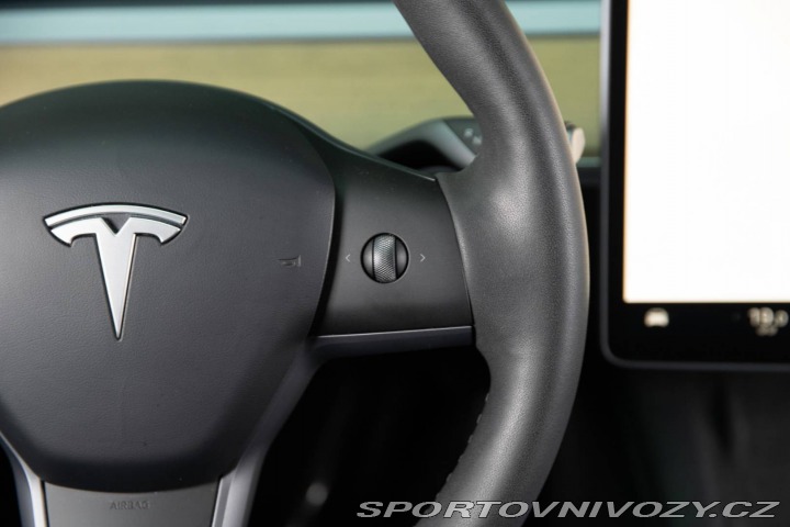 Tesla Model Y Long Range Dual Motor 2022