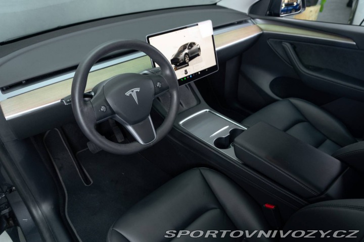 Tesla Model Y Long Range Dual Motor 2022