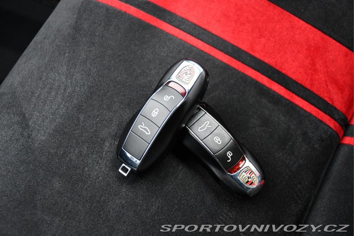 Porsche 911 911.2 GT3 REZERVACE 2018