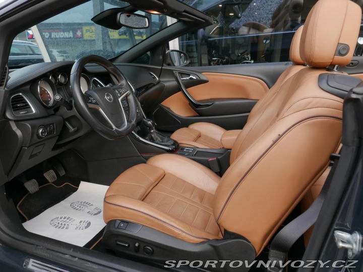 Opel Cascada 1,4 Turbo Cosmo REZERVACE 2013