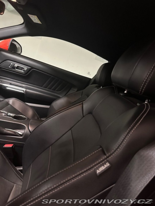 Ford Mustang EU Manuál 5.0 2016