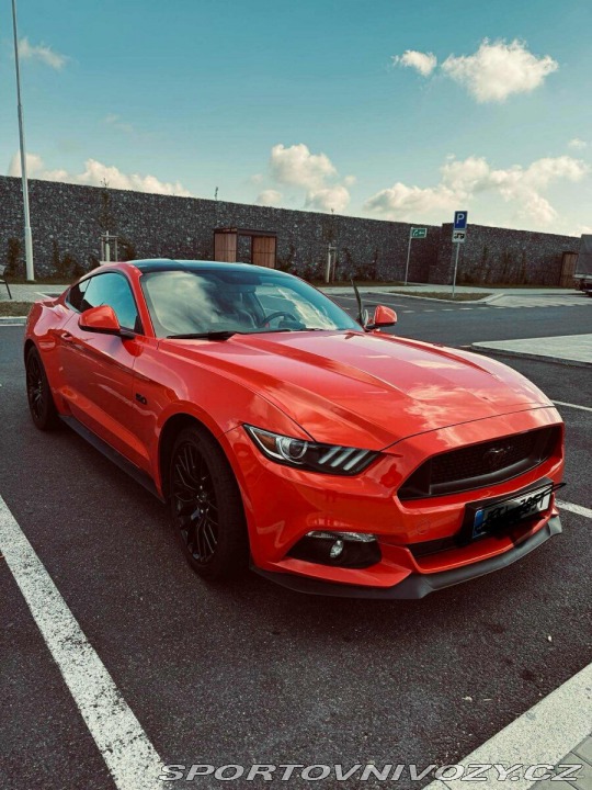Ford Mustang EU Manuál 5.0 2016