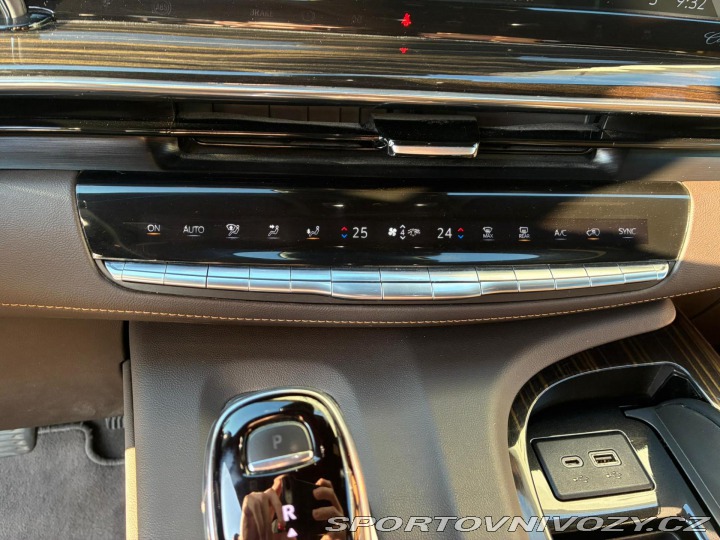 Ostatní značky Ostatní modely Cadillac Escalade ESV 600, 6.2, V8,313KW,4x 2021