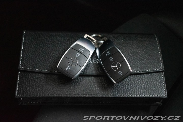 Mercedes-Benz Ostatní modely EQB 350 4MATIC*AMG NIGHT PAKE 2022