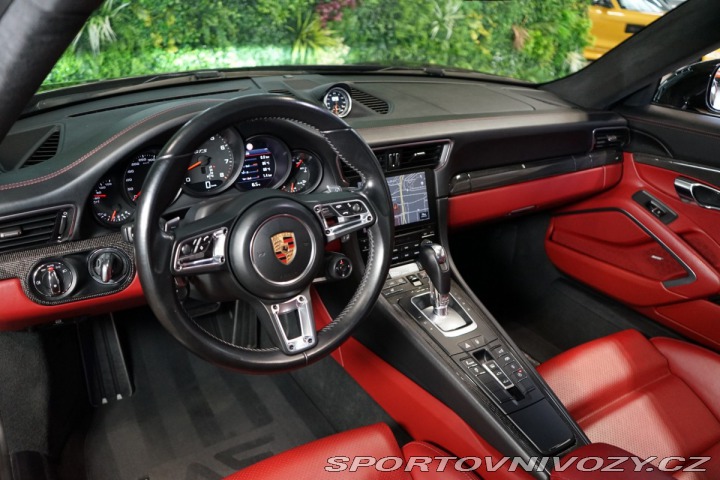 Porsche 911 CARRERA*4*GTS*991.2*PANO* 2018