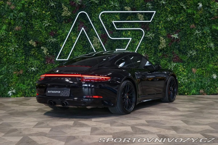 Porsche 911 CARRERA*4*GTS*991.2*PANO* 2018