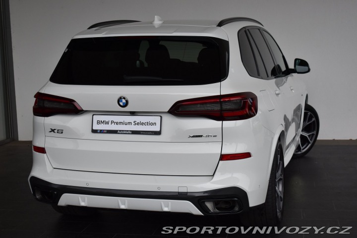 BMW X5 xDrive45e 2021