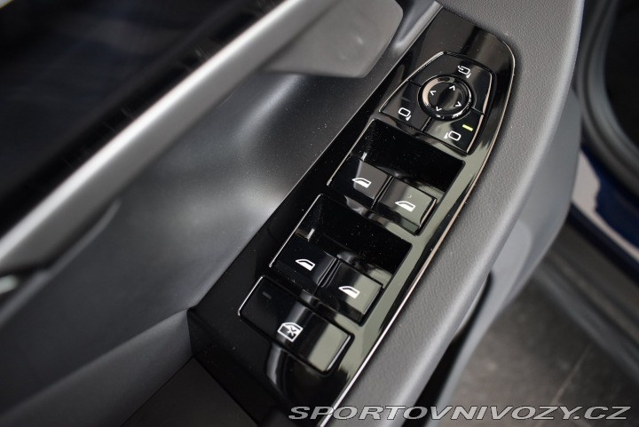 BMW 5 550e xDrive 2025