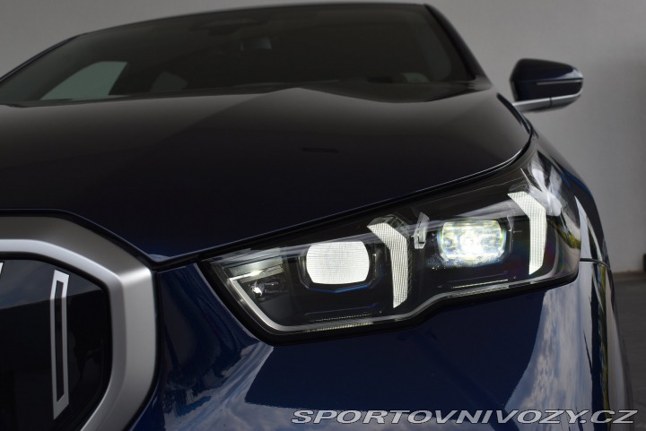 BMW 5 550e xDrive 2025