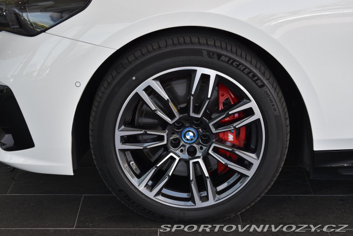 BMW i5 xDrive40 Sedan 2024